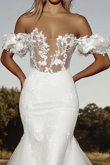 Ivoire délicat Une ligne dénudée Tulle dentelle robe de mariée